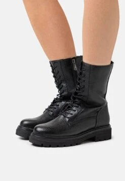 Marco Tozzi Bottines À Plateau - Black