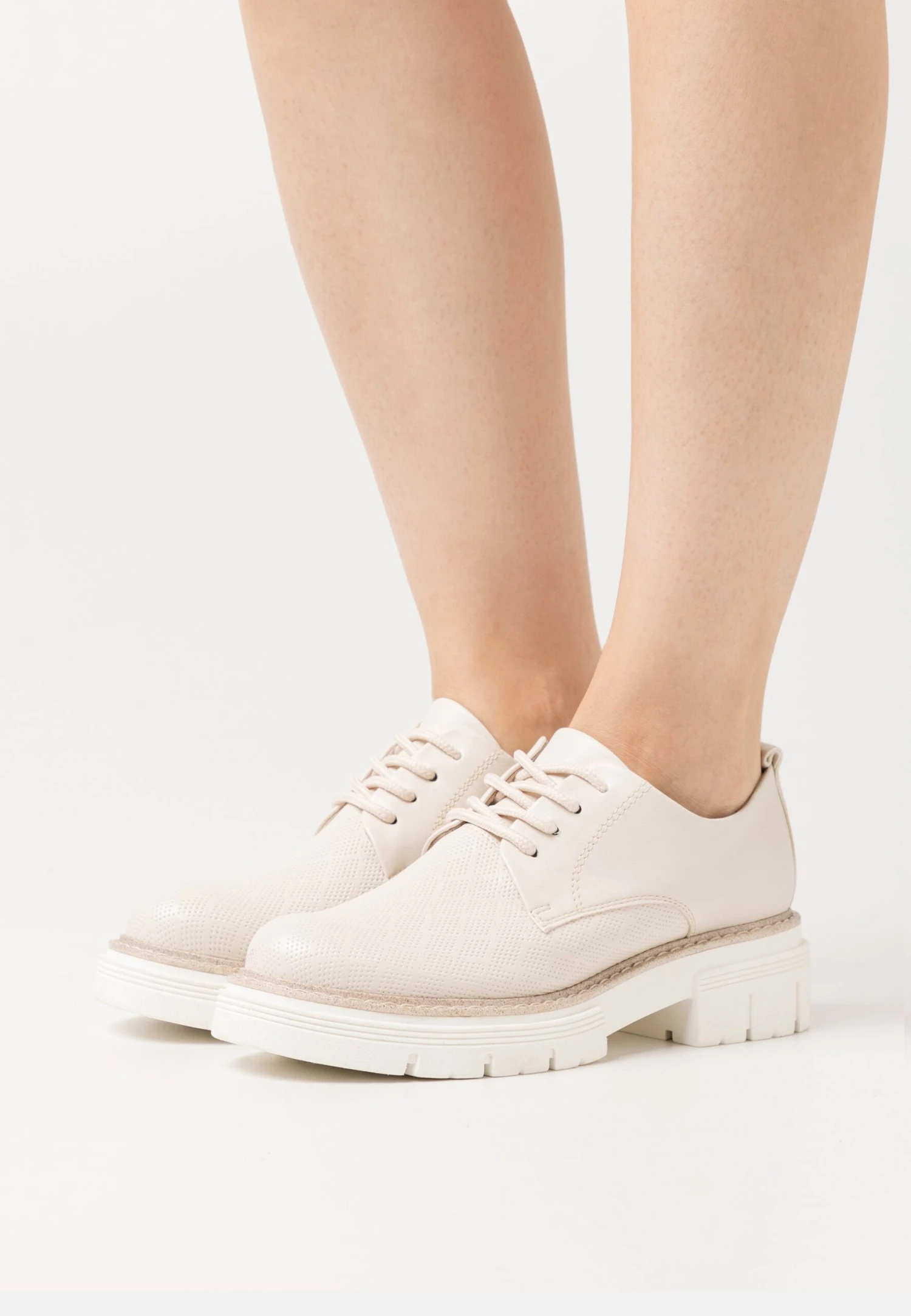 Marco Tozzi Derbies - Cream 1 Marco Tozzi Derbies - Cream