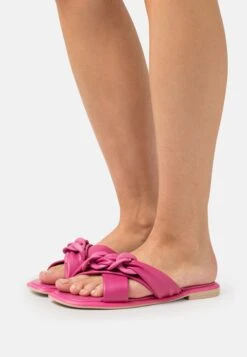 Marco Tozzi Mules - Pink