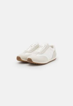 Marco Tozzi Baskets Basses - White -Chaussures Élégance Vente 96776a6b4e434dc5b60fa3d0b36bd7e5