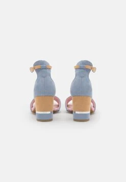 Marco Tozzi Sandales - Celeste 9 Marco Tozzi Sandales - Celeste -Chaussures Élégance Vente 985f9e9d84984bfea33a2240b58b03e8