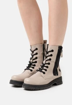 Marco Tozzi By Guido Maria Kretschmer - Bottines À Lacets - Ivory