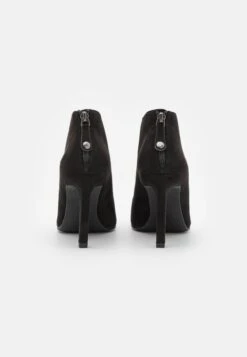 Marco Tozzi Escarpins - Black -Chaussures Élégance Vente b4f1a222183a452c9e1a369d43fb2154