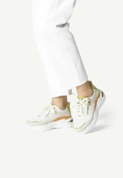 Marco Tozzi By Guido Maria Kretschmer - Baskets Basses - Cream Comb