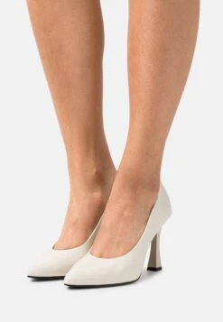 Marco Tozzi By Guido Maria Kretschmer - Escarpins - Cream