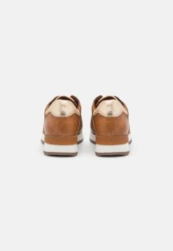 Marco Tozzi Baskets Basses - Cognac Comb 9 Marco Tozzi Baskets Basses - Cognac Comb -Chaussures Élégance Vente d9a97ab4cfaa4128ab28e8c5e10b4c0a