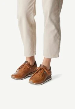 Marco Tozzi Baskets Basses - Cognac Bronce