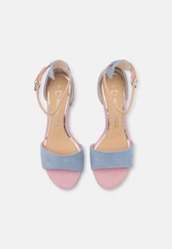 Marco Tozzi Sandales - Celeste 11 Marco Tozzi Sandales - Celeste -Chaussures Élégance Vente f24b1e4bd8f14ddf8740ff72f764e33e